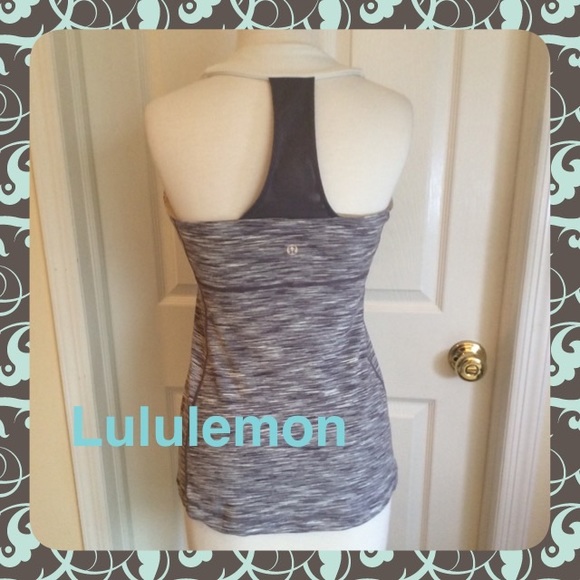 LULULEMON awesome Scoop Neck Tank w built in Bra - Picture 2 of 4